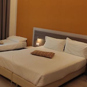 Executive Triple Room